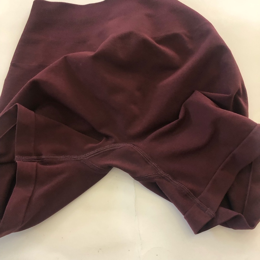 Alphalete Women's Amplify Seamless Scrunch Short Size S - Picture 8 of 14